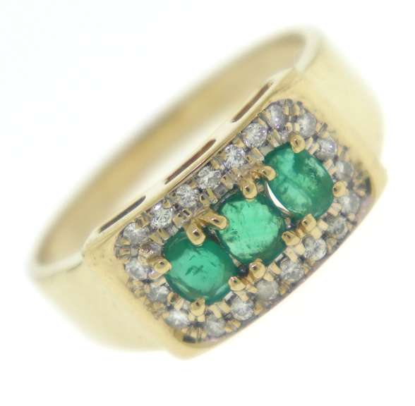 Fabulous 14kt Yellow Gold Emerald & Diamond Halo Ring