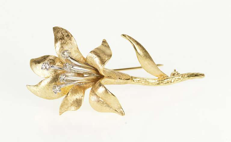 14K Yellow Gold Diamond Ornate Lily Flower Retro 1960's Pin/Brooch