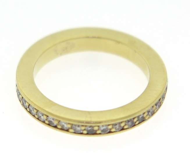 Classic 18kt YG Diamond Eternity Band