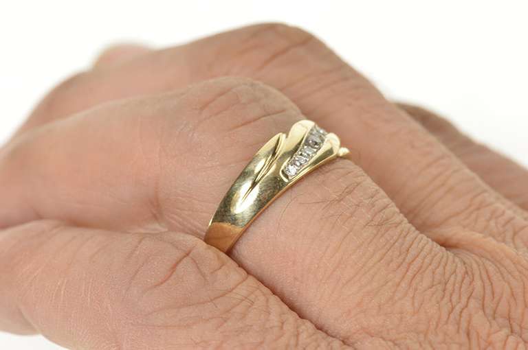 10K Yellow Gold Wavy Diamond Channel Men's Wedding Band Ring