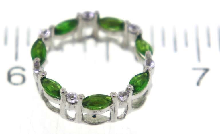 Sterling Silver Grean Tourmaline Small Circle Pendant