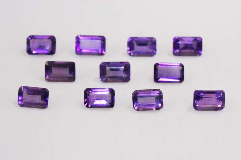 Bright Natural Amethyst - Lot of 11