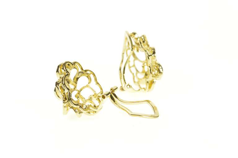 14K Yellow Gold Retro Scalloped Petal Statement Clip Back Earrings