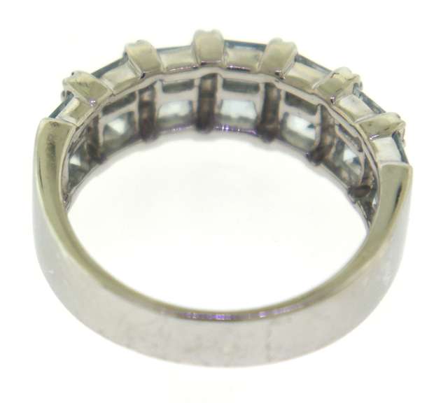 Sterling Silver Aquamarine Ring