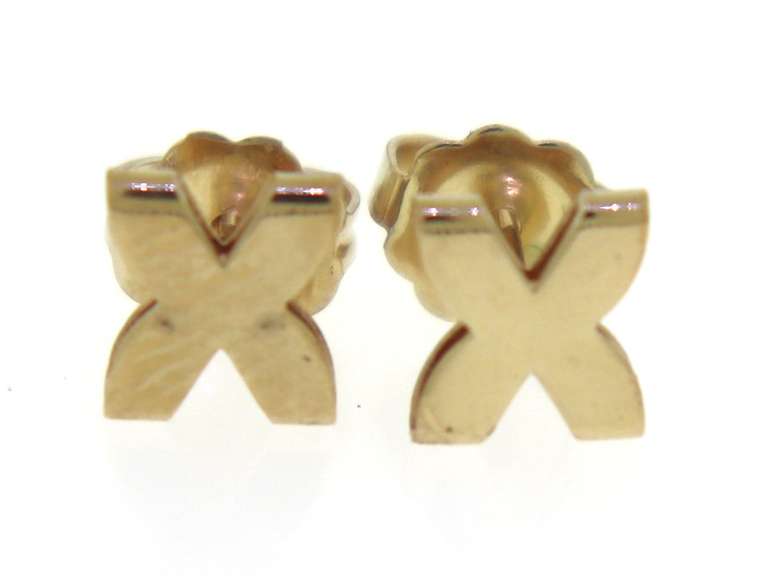 Fabulous Yellow Gold X Stud Earrings