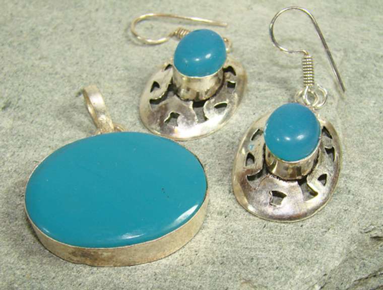 Fascinating Large Natural Stone Ethnic Handcrafted Set