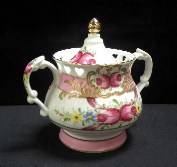 Tray, Sugar Creamer and Tea Pot 4 pcs