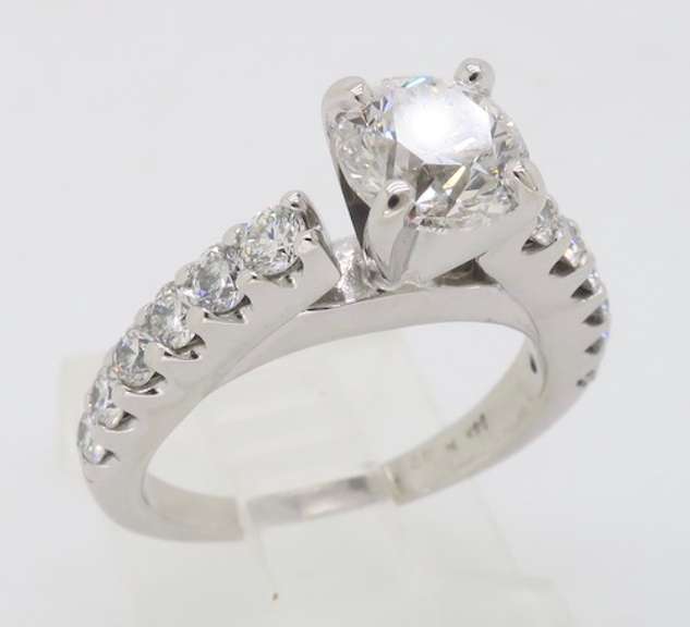 GSI Certified Diamond Engagement Ring