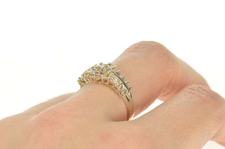 14K Yellow Gold 0.83 Ctw Diamond Round Cluster Engagement Ring