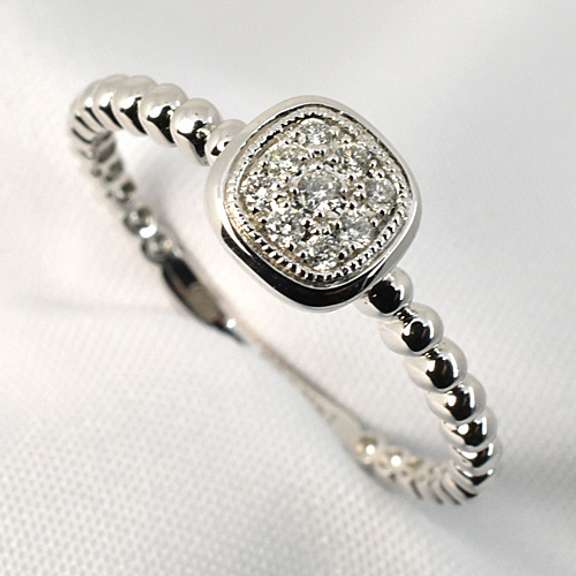 Feminine Diamond Ring in 14K White Gold