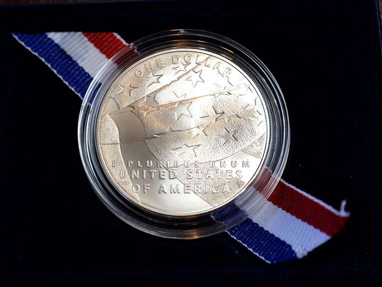 2012 Star Spangled Banner Commemorative UNC Silver Dollar