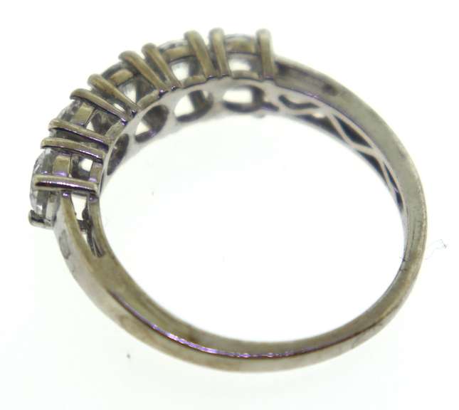 Sterling Silver CZ band Ring.