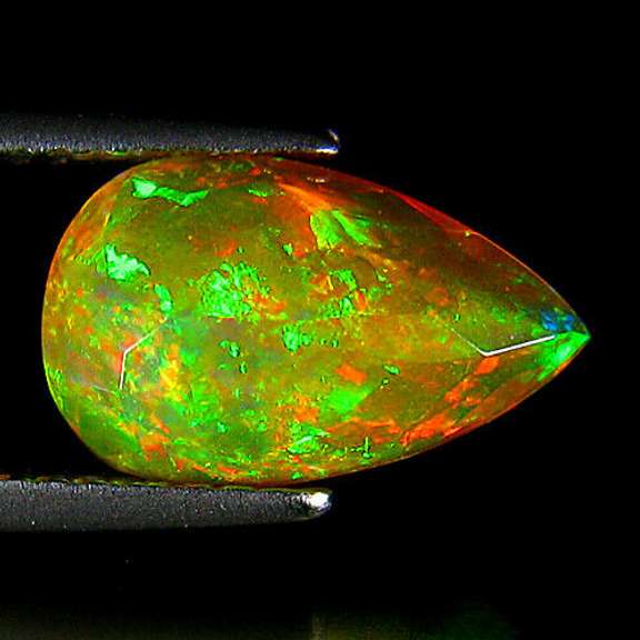 Vibrant 2.03ct floral pattern semi-black Opal