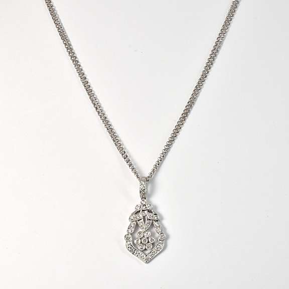 Sophisticated Diamond Pendant Necklace in 14K WG
