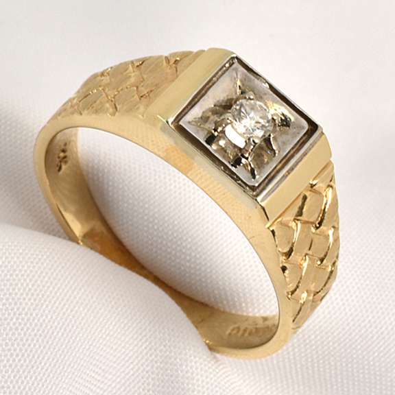 Tasteful Man's Diamond Ring