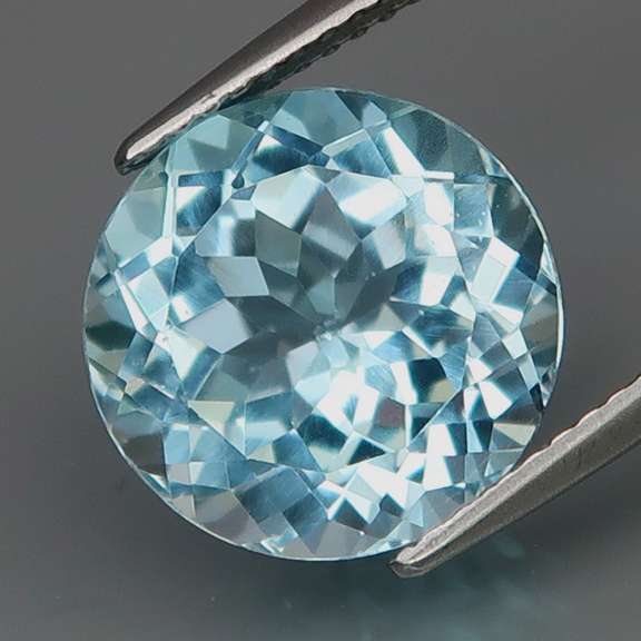 Simply incredible big bold 7.31ct top sky blue Topaz