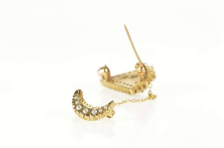 10K Yellow Gold Seed Pearl Ruby Stag Crescent Moon Lapel Pin/Brooch