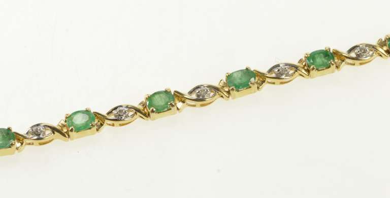 14K Yellow Gold Princess Sapphire Diamond Wedding Band Ring