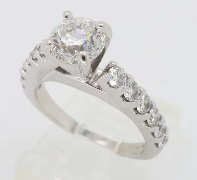 GSI Certified Diamond Engagement Ring