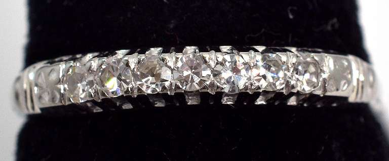 Cute Diamond Band Ring in 14KT White Gold