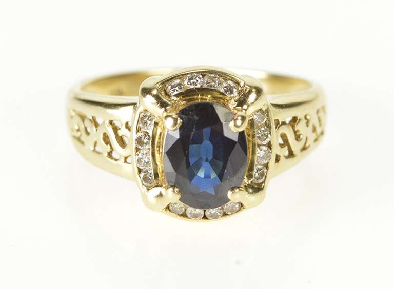 10K Yellow Gold 1.15 Ctw Sapphire Diamond Halo Engagement Ring