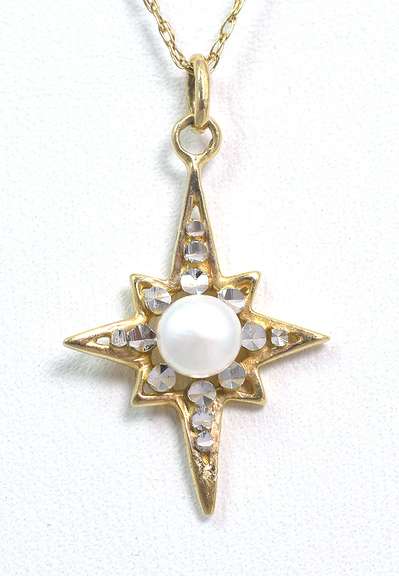 Awesome 1920's-Style Pearl North Star Necklace in 14KT Yellow Gold