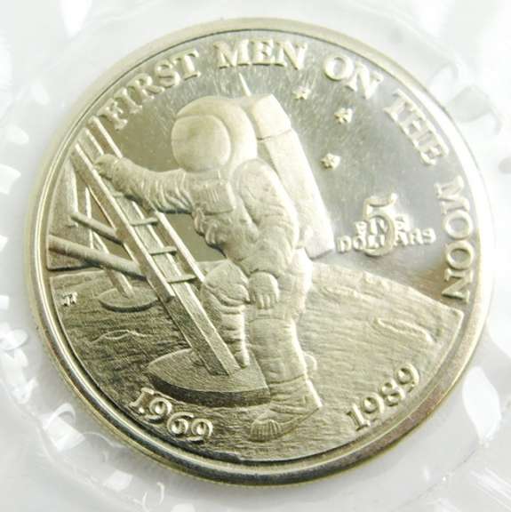 1969-1989 1st Man on the Moon Coin