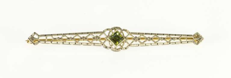 14K White Gold Princess Peridot Art Deco Filigree Bar Pin/Brooch