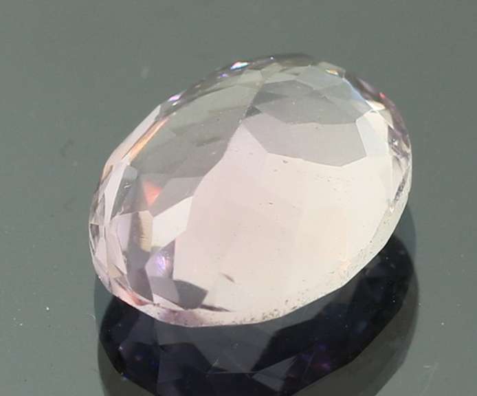 Glittering oval cut 7.24ct pink Amethyst