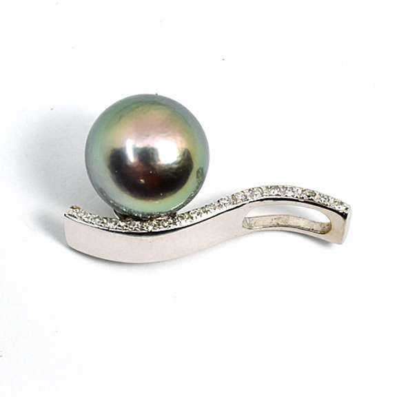 Gorgeous 9.9 MM Gray Pearl Pendant