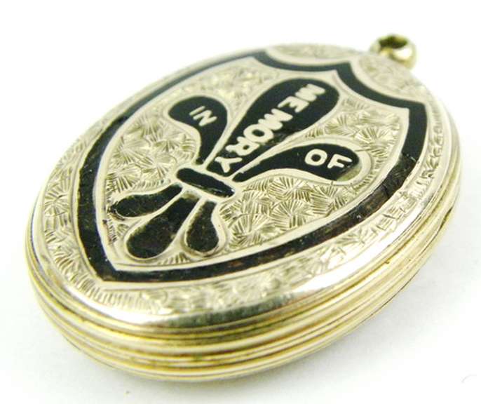 Antique 9CT Gold Mourning Hair Locket