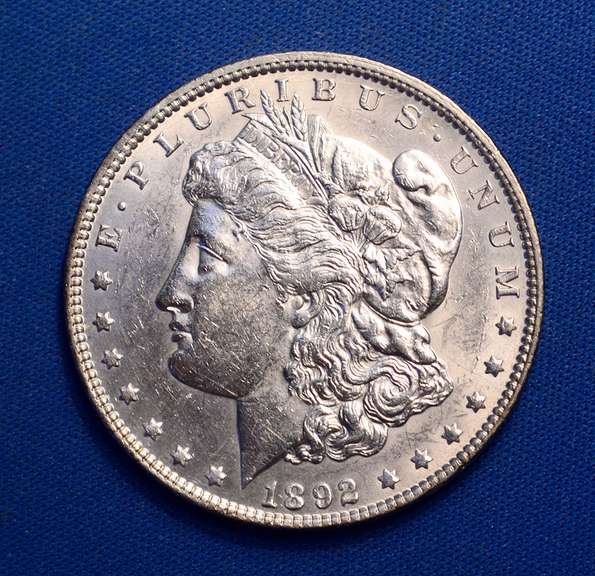 1892 MORGAN DOLLAR  CIRCULATED