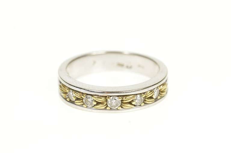 14K White Gold Two Tone Diamond Leaf Pattern Wedding Band Ring