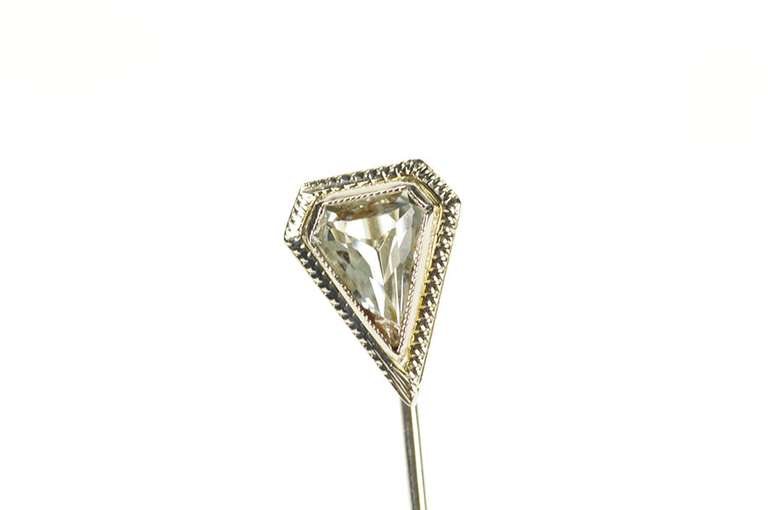 14K White Gold Art Deco Triangle Blue Topaz Ornate Stick Pin