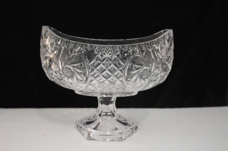 Open Bowl on Pedestal