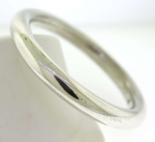 Sterling Silver Round Bangle Bracelet