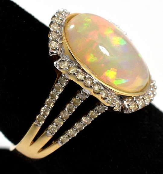 14K Yellow Gold Opal & Diamond Ring