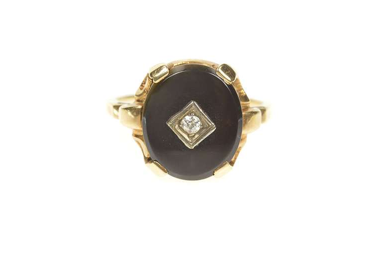10K Yellow Gold 1960's Black Onyx Oval Diamond Cocktail Ring