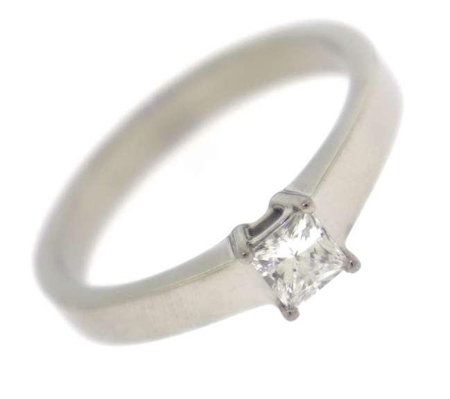 Majestic Platinum Solitaire Diamond Ring