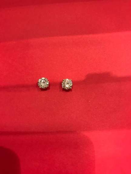 14k gold diamond studs 1.50 carat in total weight