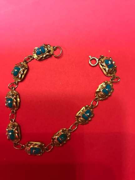 Ladies 18k yellow gold and enamel Egyptian scarab bracelet