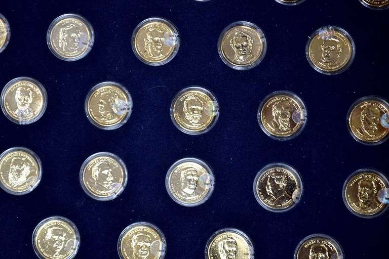 Franklin Mint Presidential Dollar Set 35 coin set