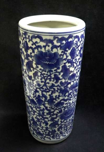 Umbrella 18inc Porcelain Stand