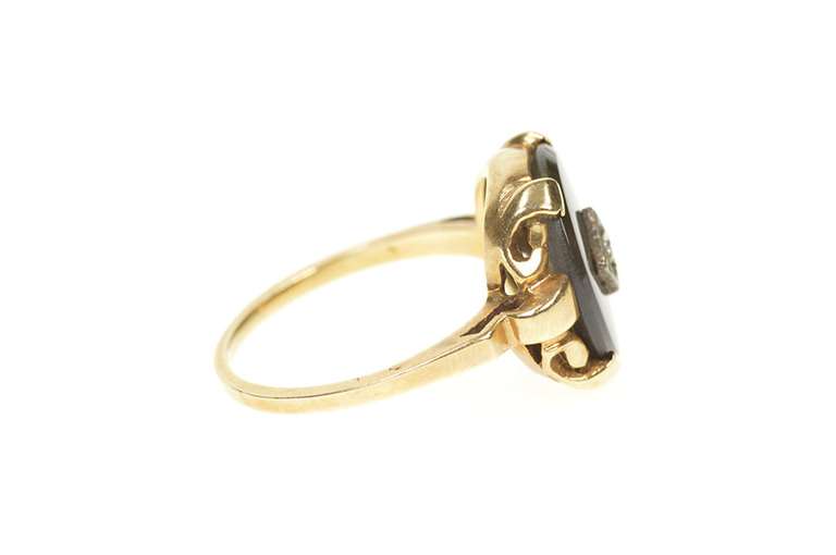 10K Yellow Gold 1960's Black Onyx Oval Diamond Cocktail Ring