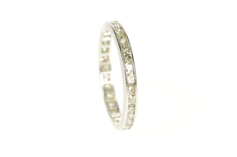 Platinum 0.75 Ctw Diamond Eternity Wedding Band Ring
