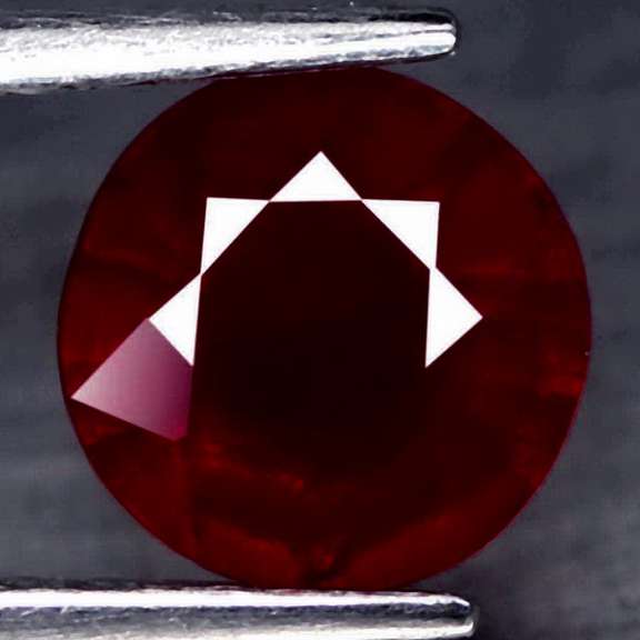 Gorgeous deep red 2.02ct Ruby solitaire