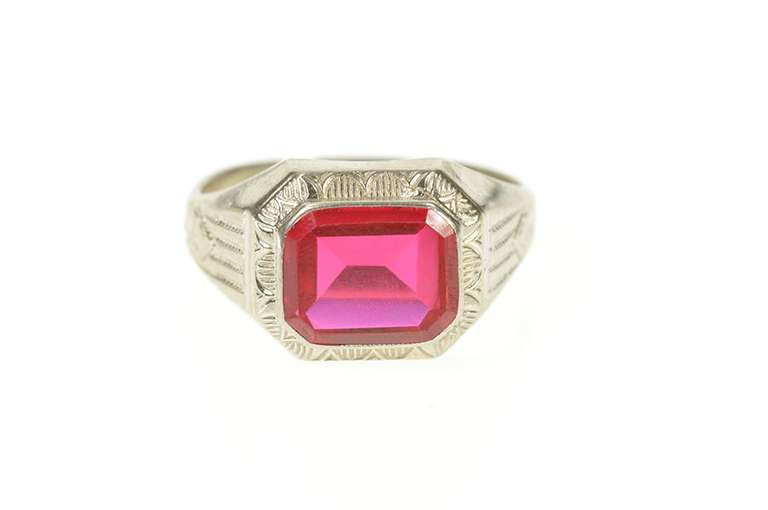 10K White Gold 1920's Art Deco Leaf Etched Syn. Ruby Ring
