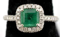 14K White Gold Emerald & Diamond Ring