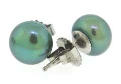 Honora 2 Pairs of Pearl Stud Earrings