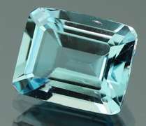 Beautiful 5.29ct emerald cut Topaz